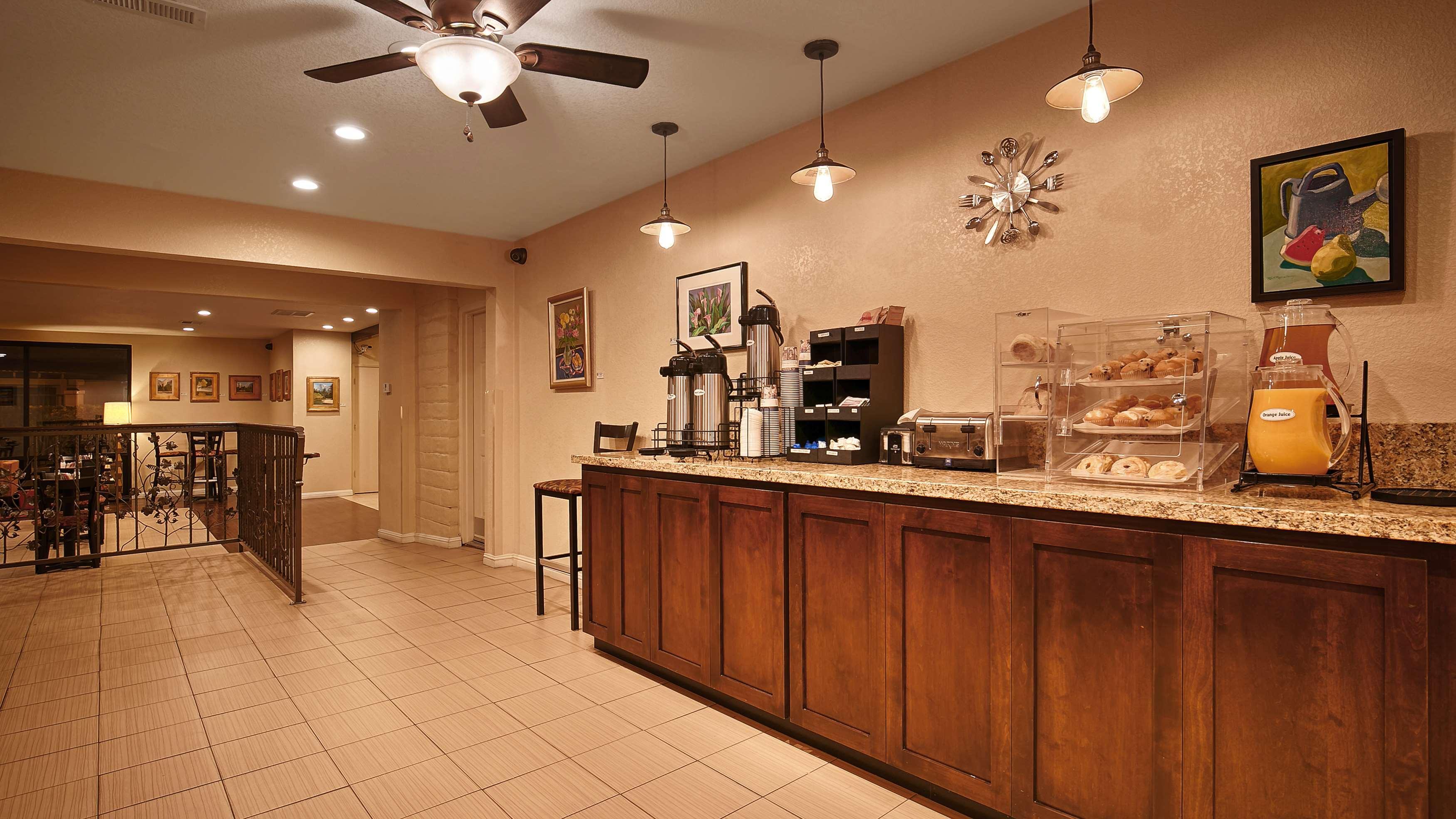 Best Western Orchard Inn Turlock Eksteriør bilde