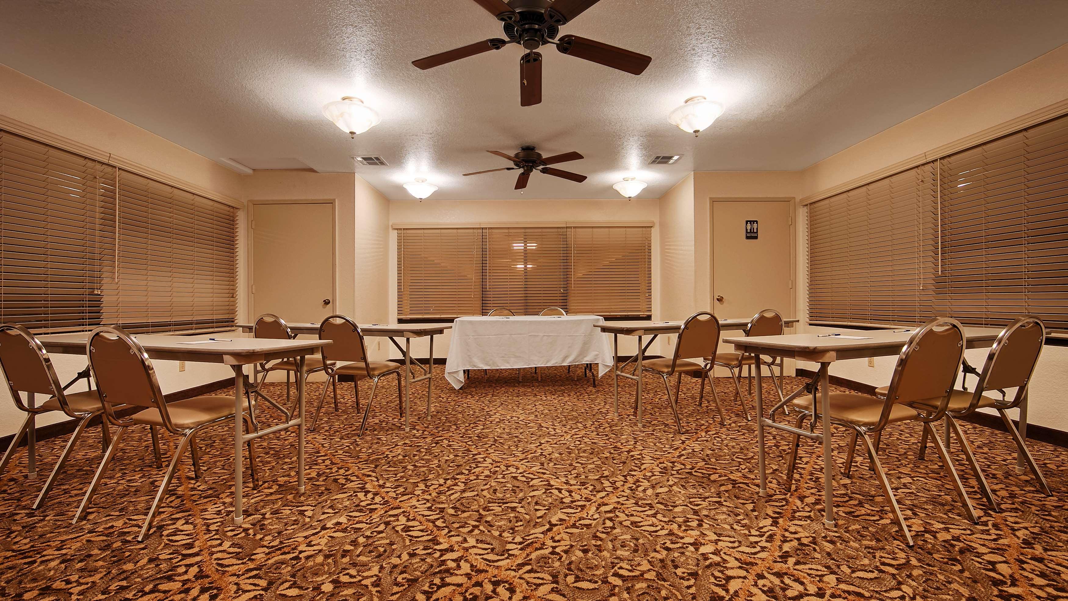 Best Western Orchard Inn Turlock Eksteriør bilde