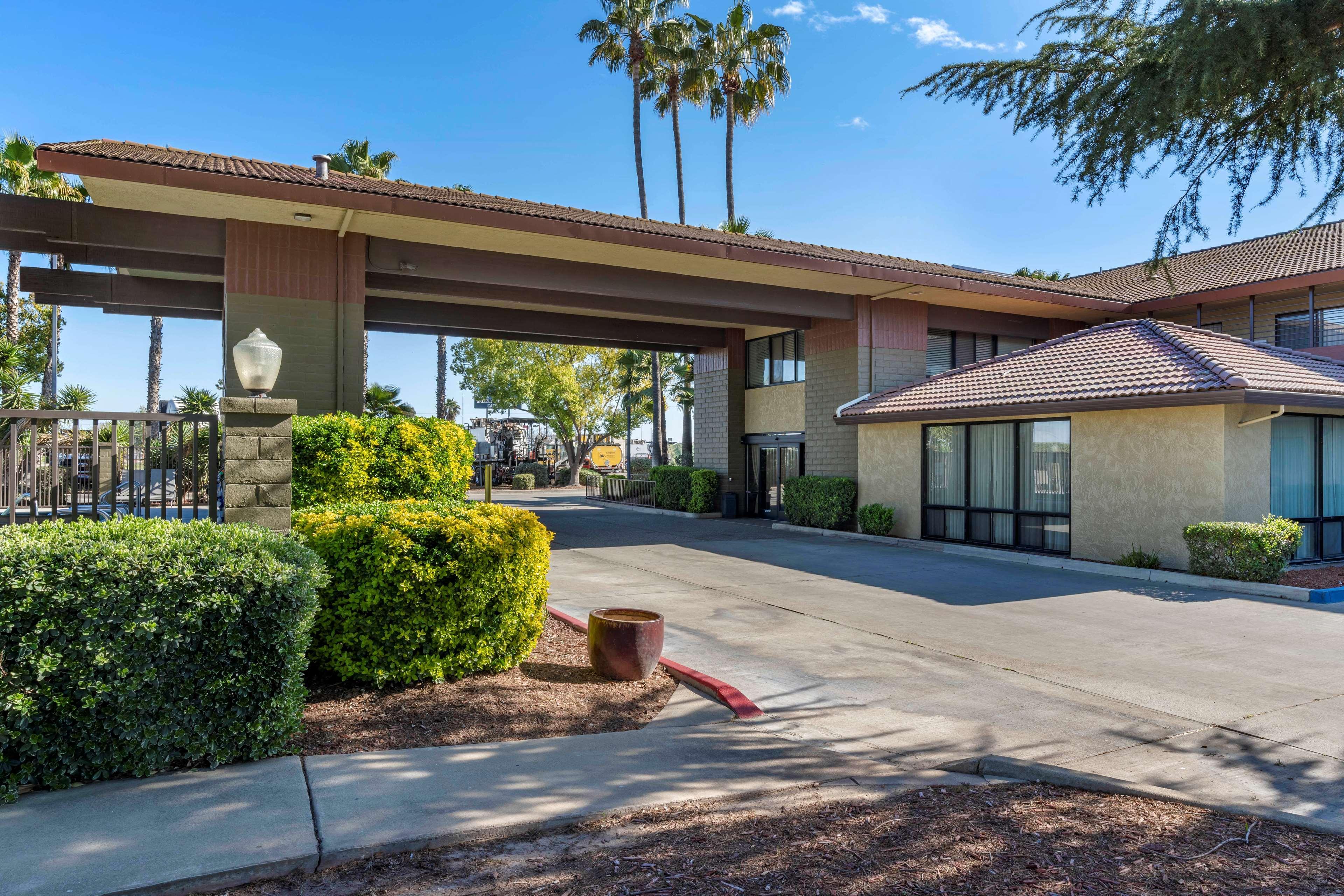 Best Western Orchard Inn Turlock Eksteriør bilde
