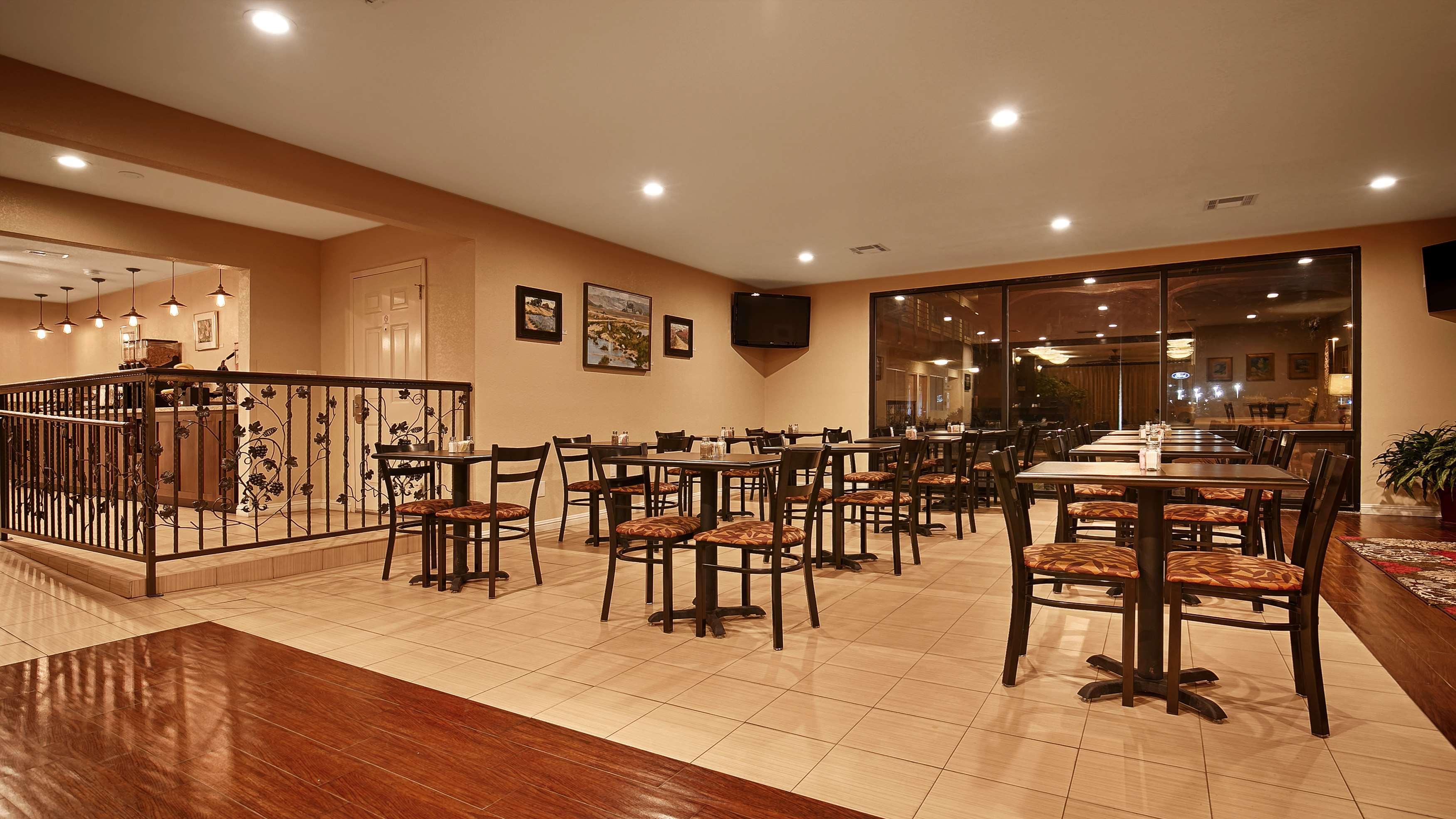 Best Western Orchard Inn Turlock Eksteriør bilde